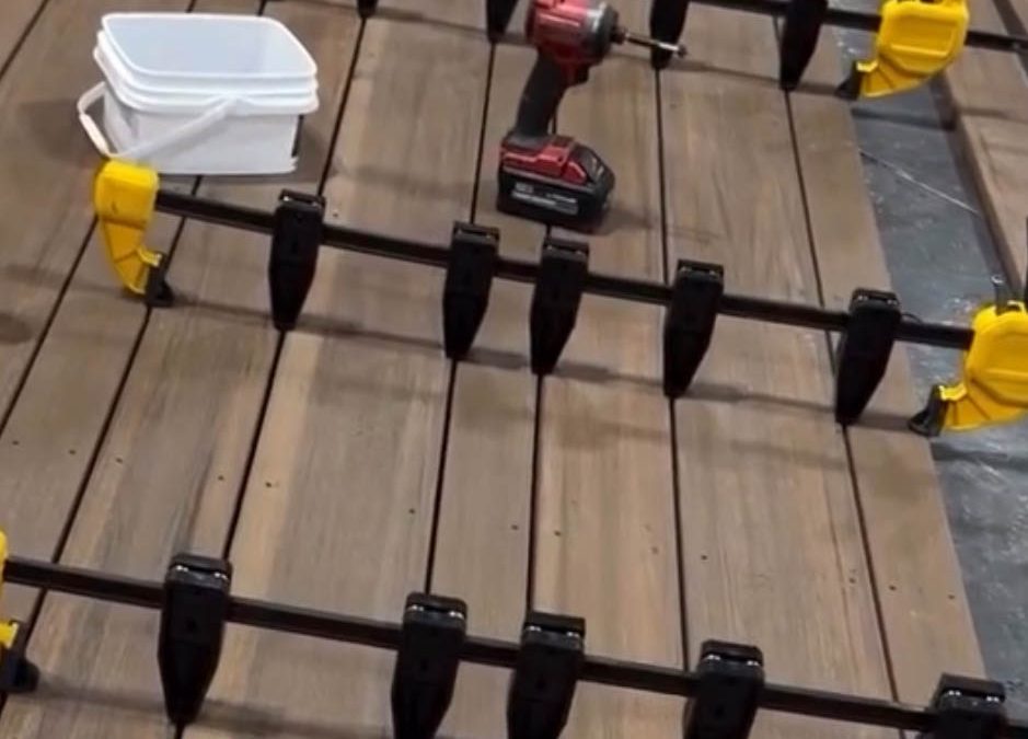 The Deck Divider